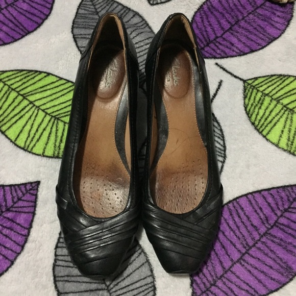 Clarks Shoes - 🌸 Clark’s Artisan Wedges 🌸